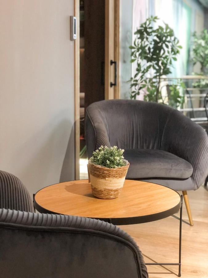 The Pod Suite Hostel Blasco Βαλένθια Εξωτερικό φωτογραφία