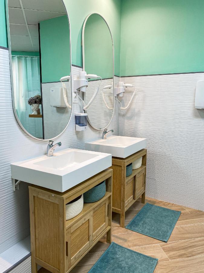 The Pod Suite Hostel Blasco Βαλένθια Εξωτερικό φωτογραφία