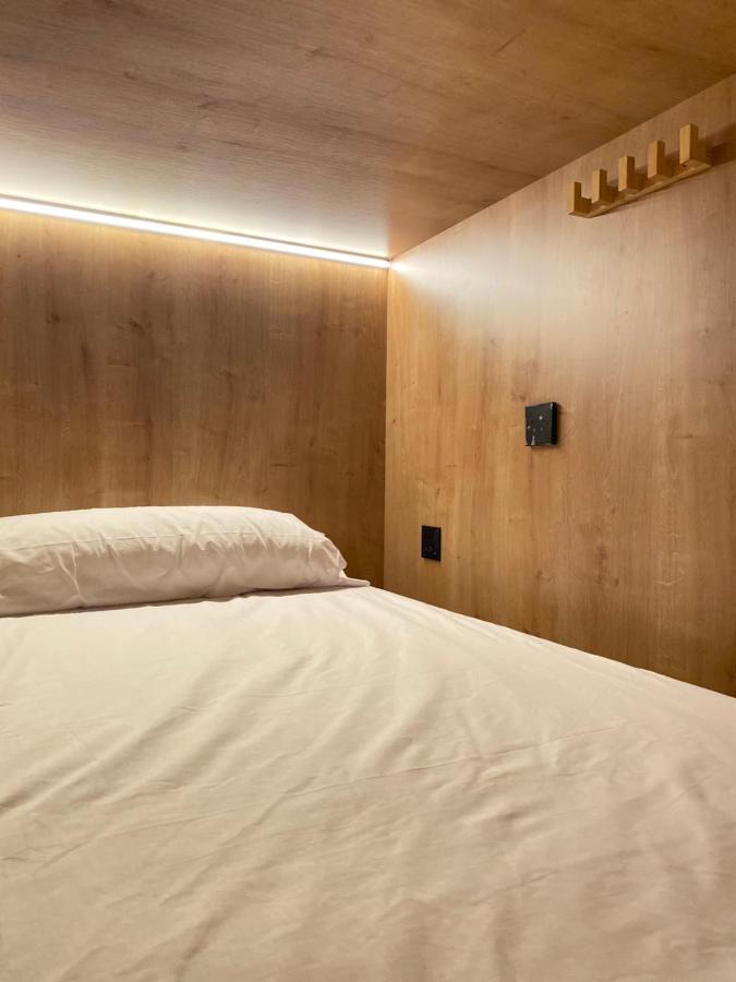 The Pod Suite Hostel Blasco Βαλένθια Εξωτερικό φωτογραφία