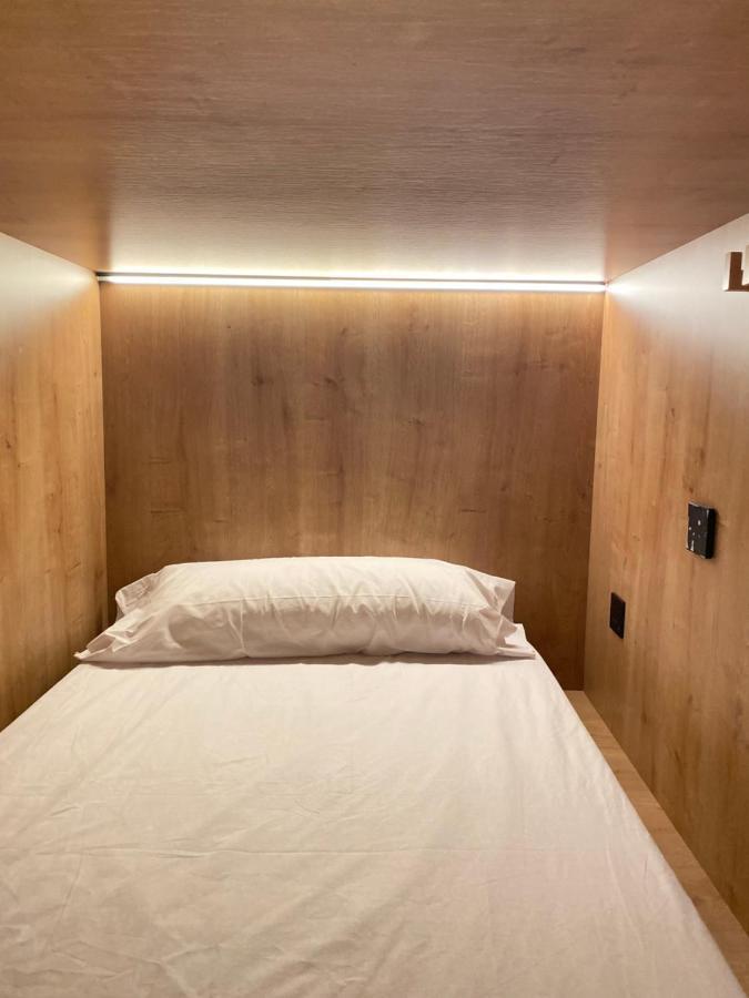 The Pod Suite Hostel Blasco Βαλένθια Εξωτερικό φωτογραφία