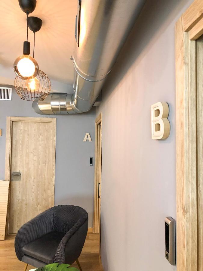 The Pod Suite Hostel Blasco Βαλένθια Εξωτερικό φωτογραφία