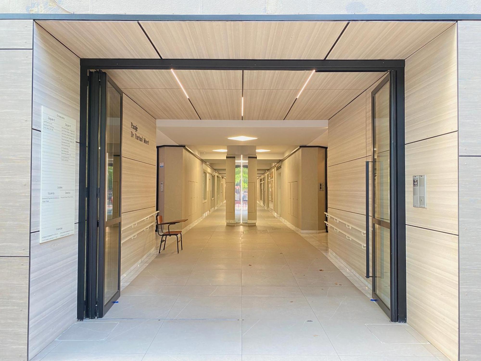 The Pod Suite Hostel Blasco Βαλένθια Εξωτερικό φωτογραφία