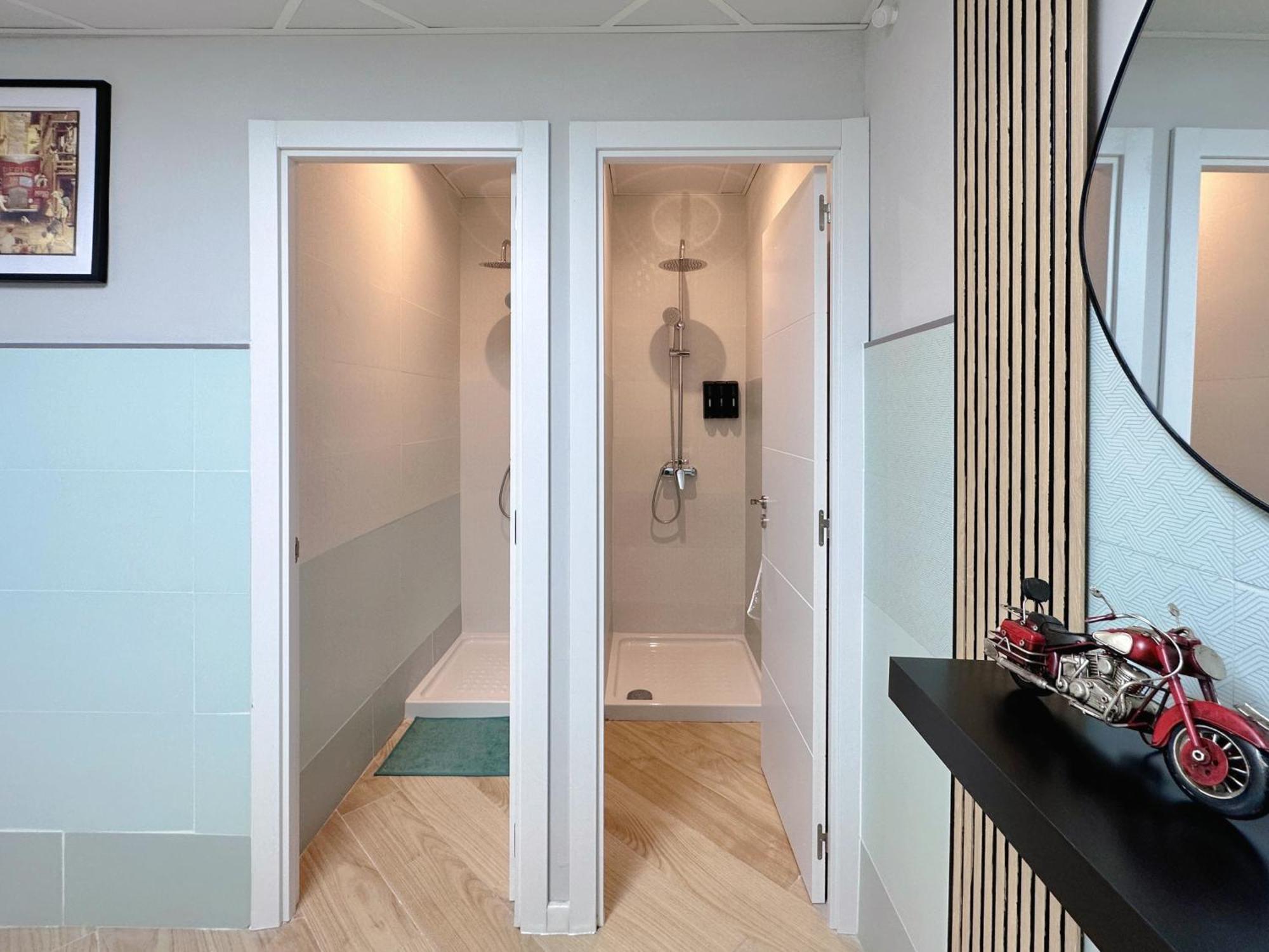 The Pod Suite Hostel Blasco Βαλένθια Εξωτερικό φωτογραφία