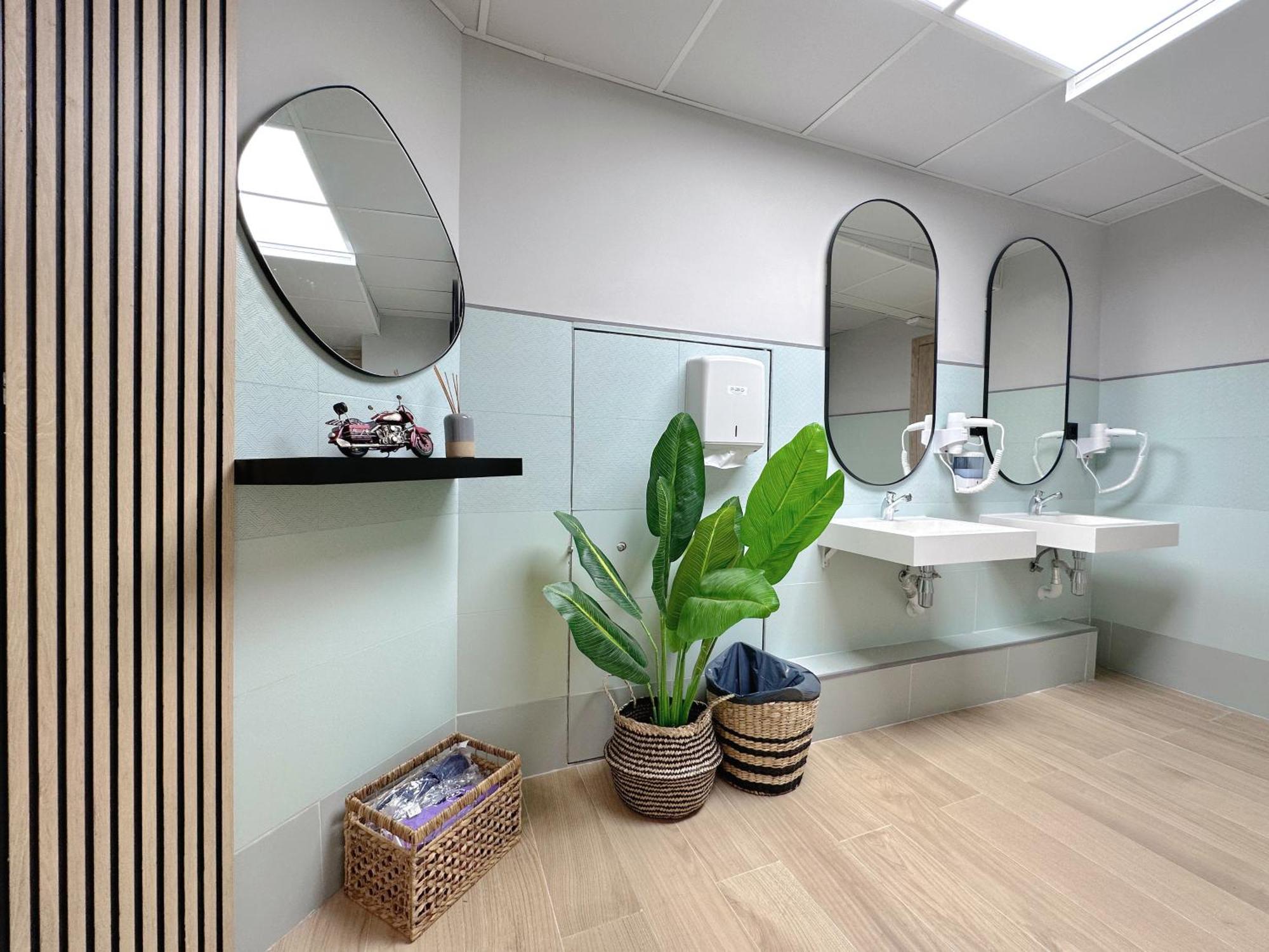 The Pod Suite Hostel Blasco Βαλένθια Εξωτερικό φωτογραφία
